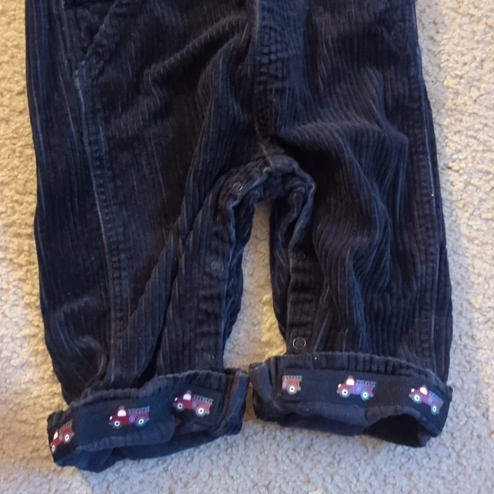 Gymboree Red & Black Plaid Corduroy Fire Truck Overalls Set Size 6-12 Month